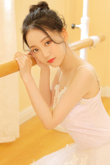 日韩美女在线观看免费视频